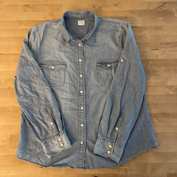 J Crew Women's Light Chambray Button-down Shirt, Size L - Picture 1 of 7